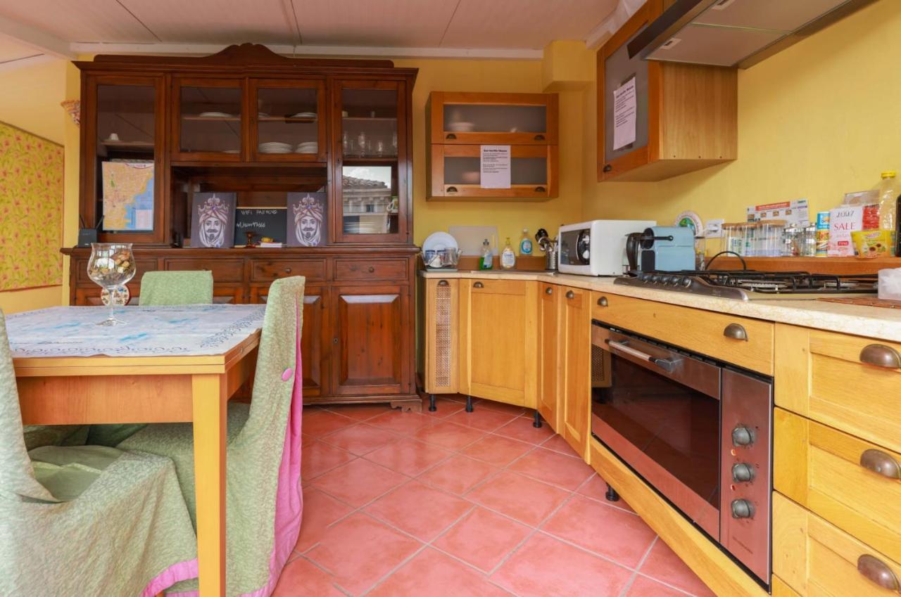 San Berillo House *